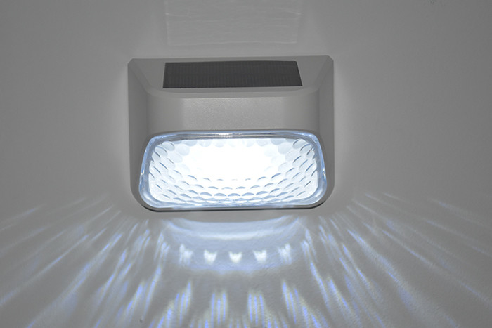 چراغ های باغ با انرژی خورشیدی ABS LED 150mA 6 پی سی برای حیاط حصار بیرونی