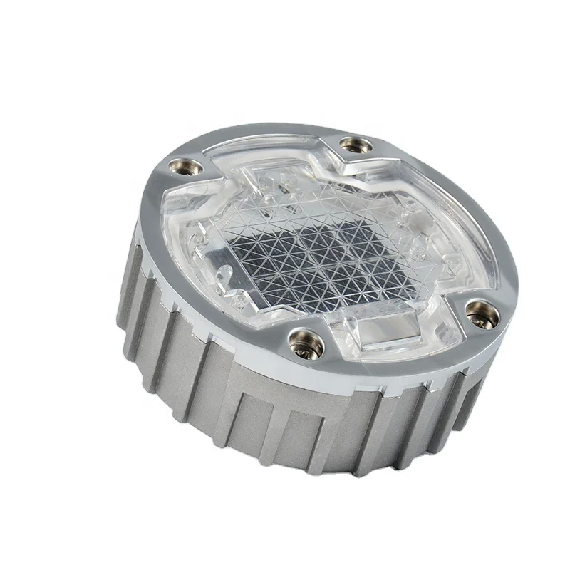 LED خورشیدی آلومینیوم آلیاژ PC جاده های IP68 ضد آب سطح 2V ولتاژ 0.825KG منبع نور