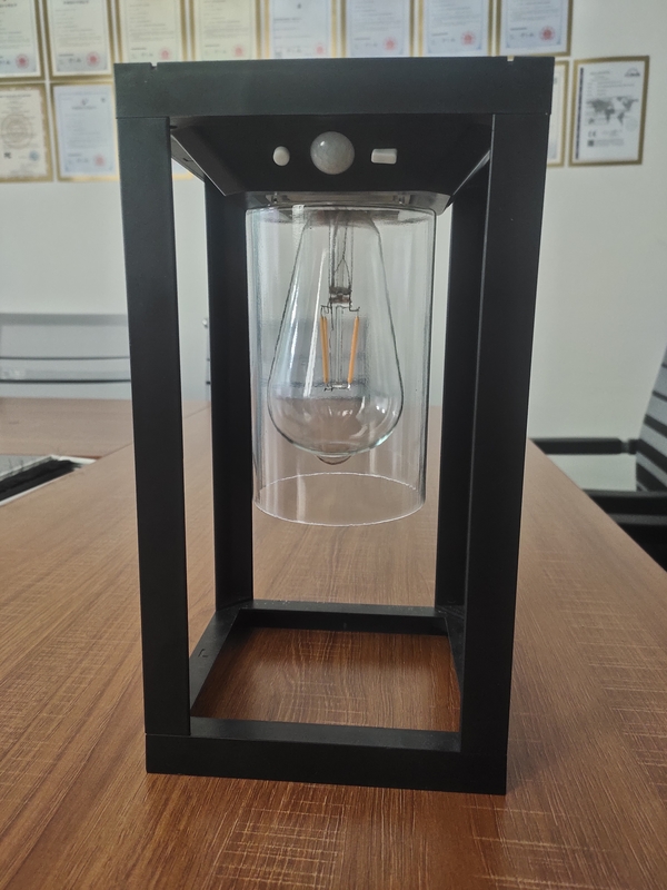چراغ خورشیدی LED در خارج از خانه IP65 ضد آب چراغ خورشیدی باغ برای درب چمن