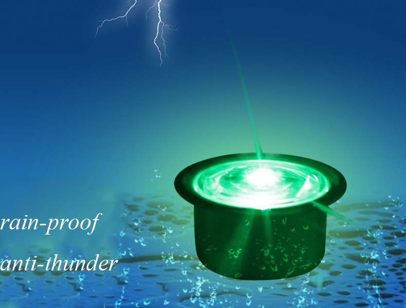 چراغ های جاده ای LED با روشنایی بالا با انرژی خورشیدی با دید 500 متر چراغ های ایمنی جاده ای خورشیدی