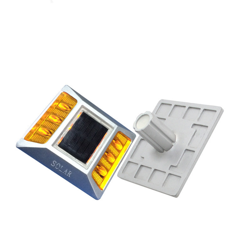 IP68 ضد آب شمسی Spike LED ریفلتور آلومینیوم ریخته شده چراغ های راهنمایی ترافیک جاده ای با پاها