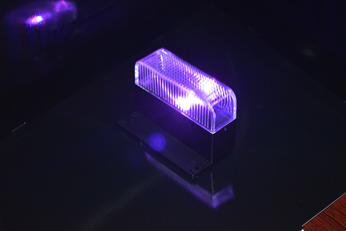 چراغ‌های LED حصار منظره خورشیدی ضد آب IP65 شارژ دائمی رنگ روشن